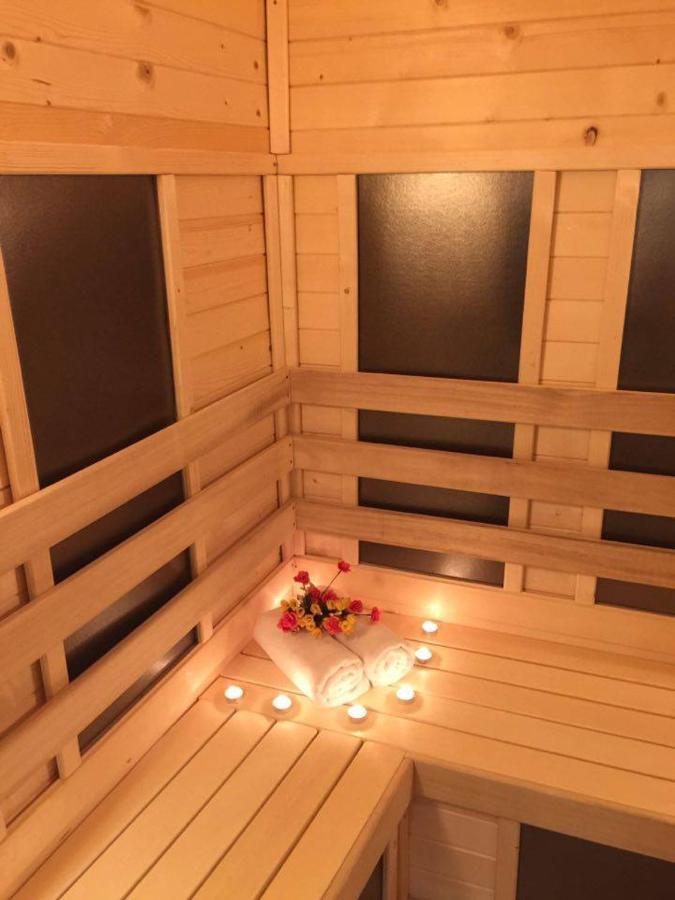 Enis Hotel С Минерален Басейн 萨帕雷瓦巴尼亚 外观 照片