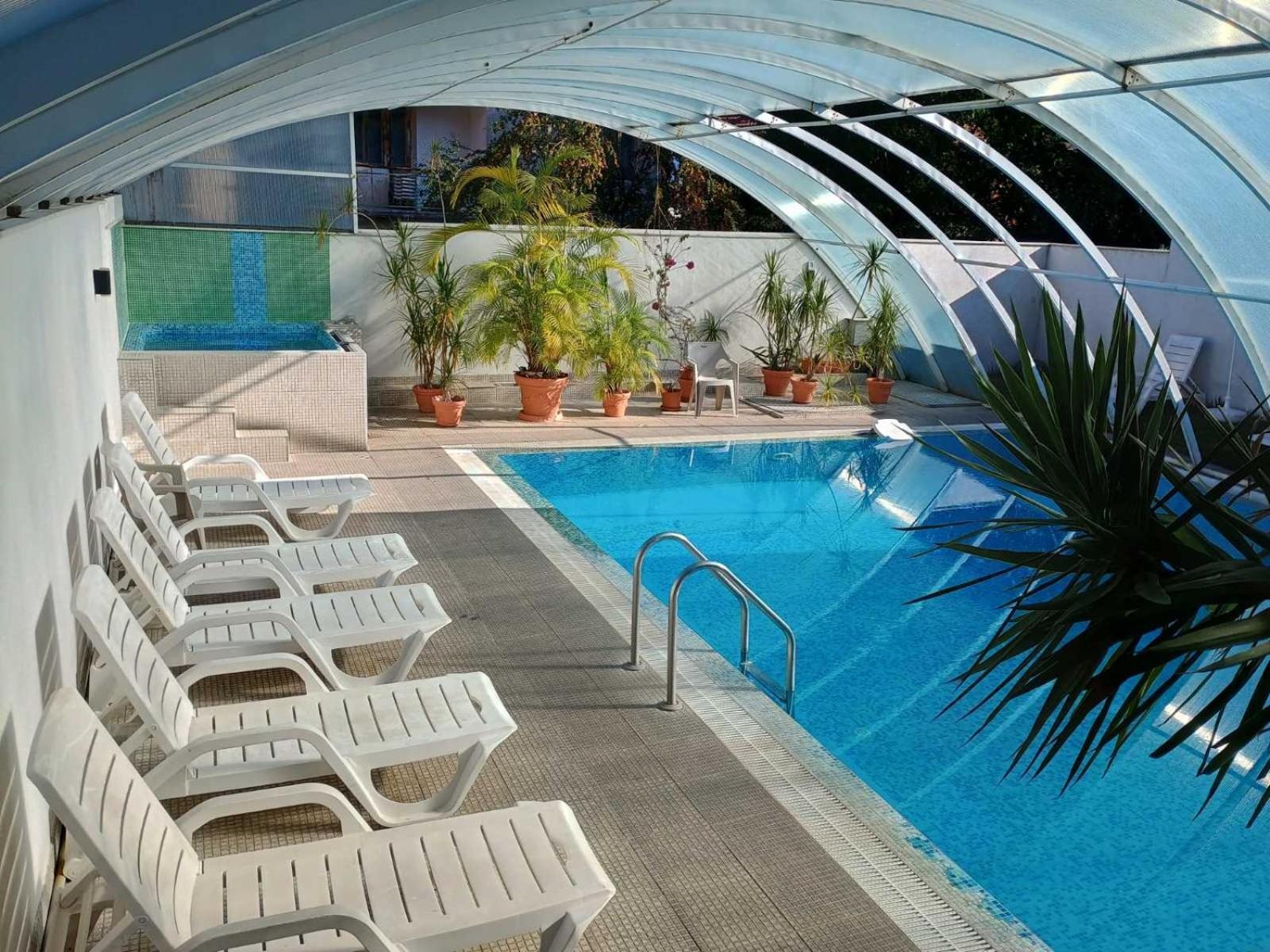 Enis Hotel С Минерален Басейн 萨帕雷瓦巴尼亚 外观 照片